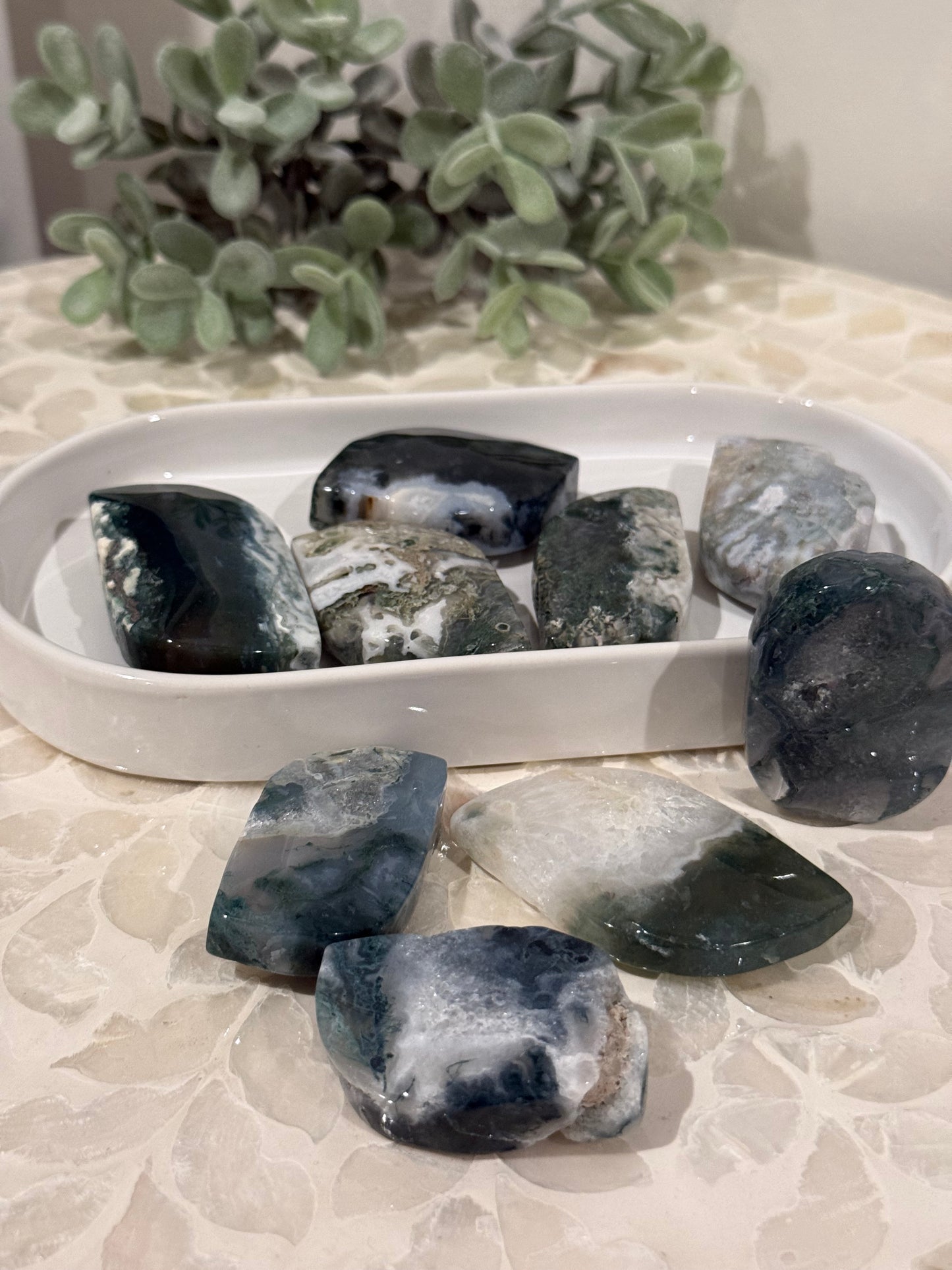 Moss Agate Palm Stone