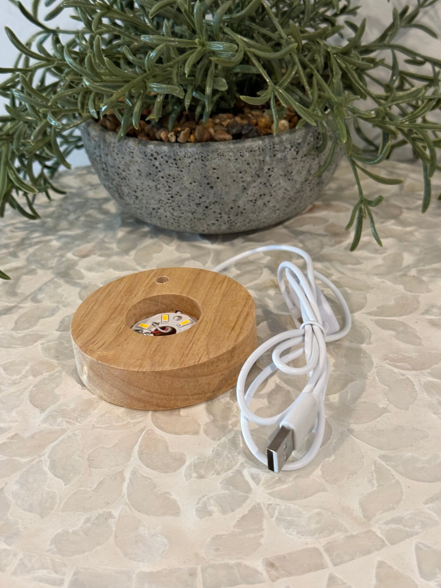 Light Bases For Crystals