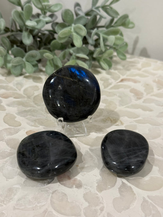 Labradorite Palm stone