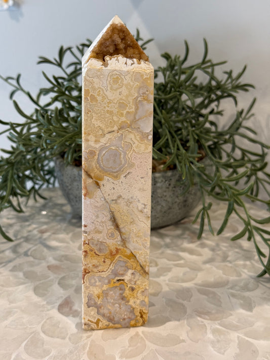 Crazy Lace Agate Tower