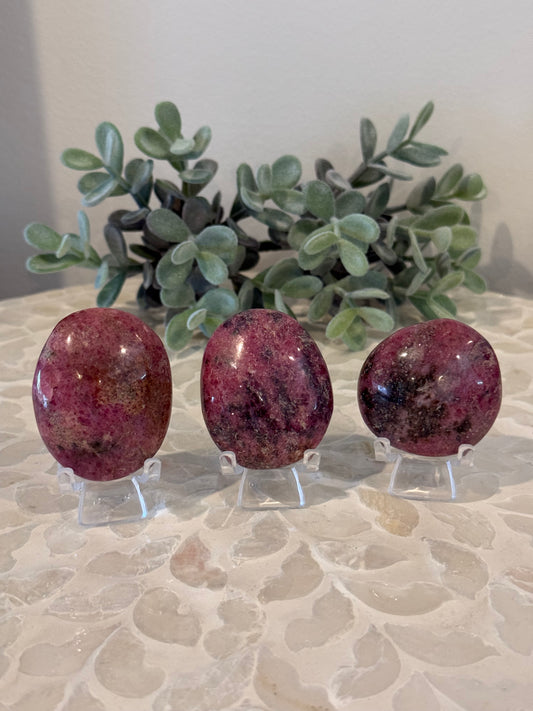 Rhodonite Palm Stone